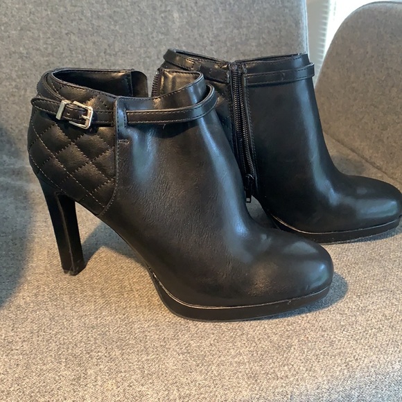 Black Kelly & Katie ankle boots Sz 8 - Picture 3 of 5